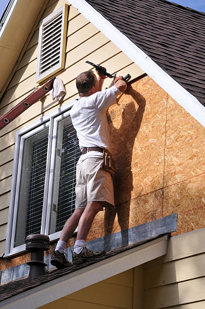 Best Siding Removal and Disposal  in St James, NC